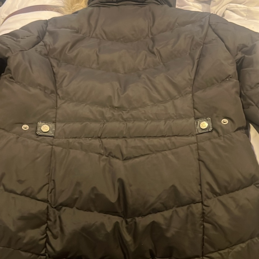 Lg Ralph Lauren black down coat with detachable fur hood - Picture 6 of 8